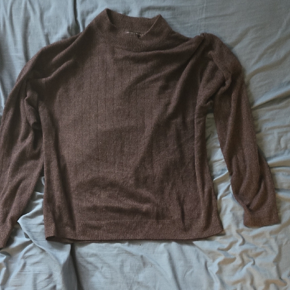 Geoffrey Beene Dark Knit Sweater